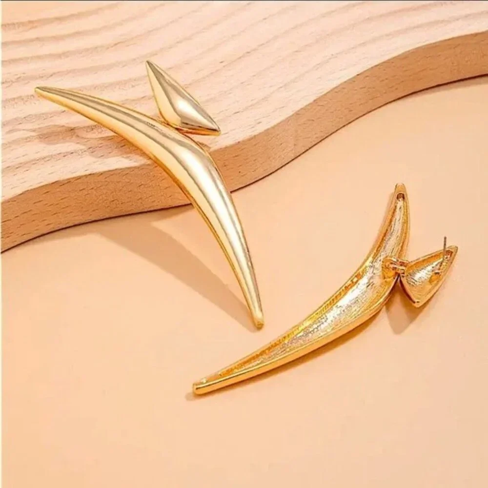 Exaggerated Gold Spiked Earrings, Oversized,, Statement, Club, Punk, R…